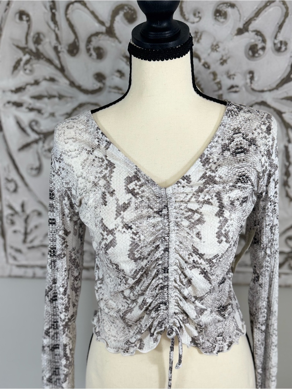 Altar'd State White and Gray Snake Print Ruched V-Neck Long Sleeve Top